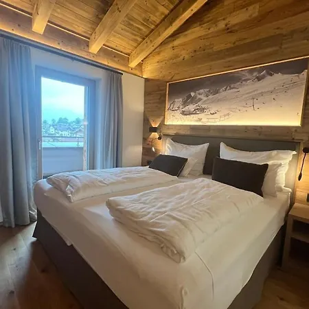 Luis - 4br Penthouse - What'app - 0034-635-520-036 - For Reservations!! Kaprun